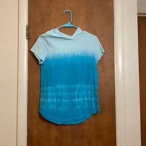 Hood/Short sleeve. Blue, So